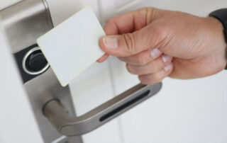 How to Select the Door Card Reader?