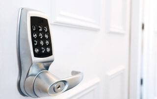 How to Choose Electronic Door Locks for Apartments?